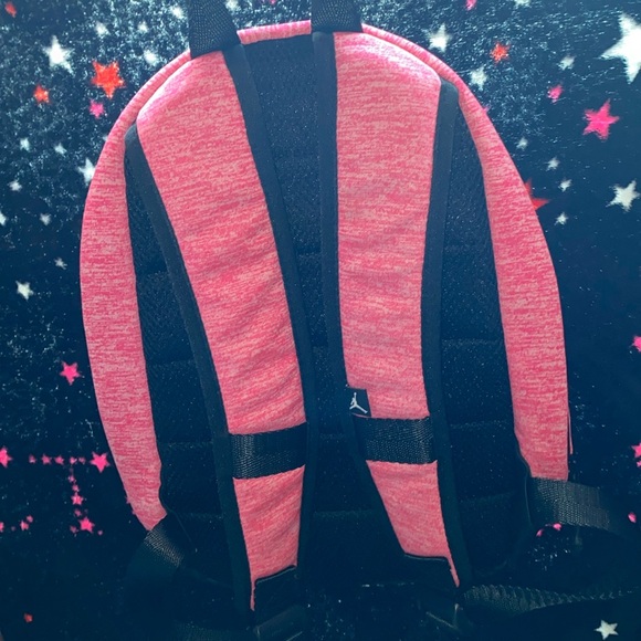 Small Jordan back pack - Picture 2 of 4